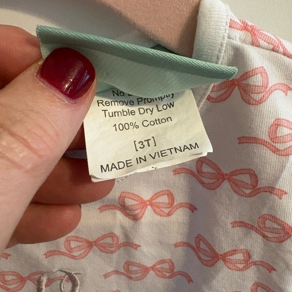 Adorable Kids Dress with Pink Bow Design - Picture 4 of 4